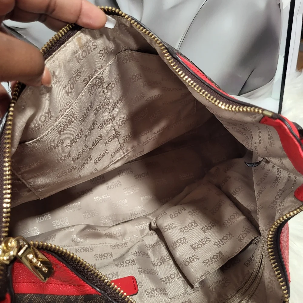 Michael Kors Aria Medium Leather Top Zip Shoulder Bag Brown/Sangria